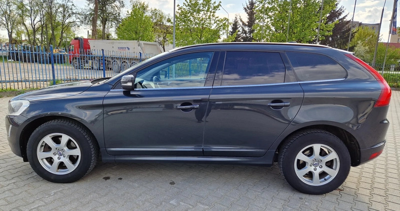 Volvo XC 60 cena 59000 przebieg: 310000, rok produkcji 2013 z Szczytno małe 211